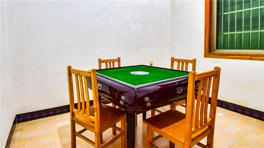 d3deba76b131f9732799cf299412b548