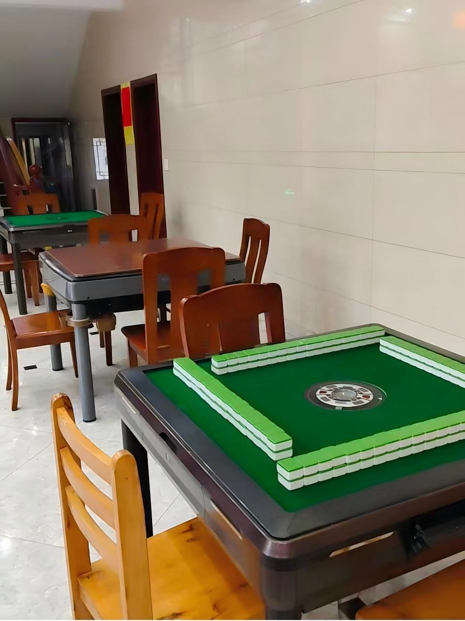 1 (14)